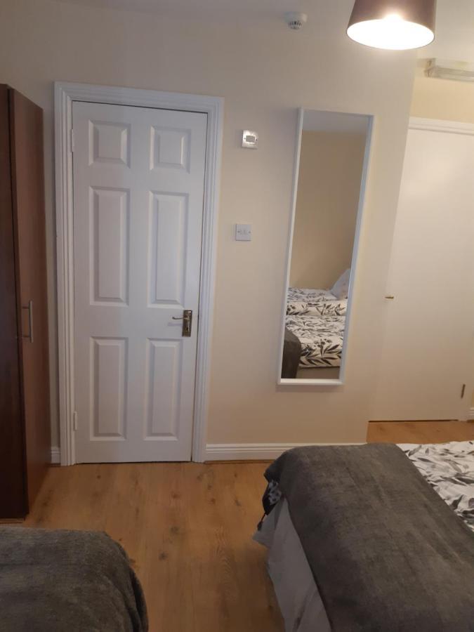 24 Beds In Carrick On Shannon Eksteriør bilde
